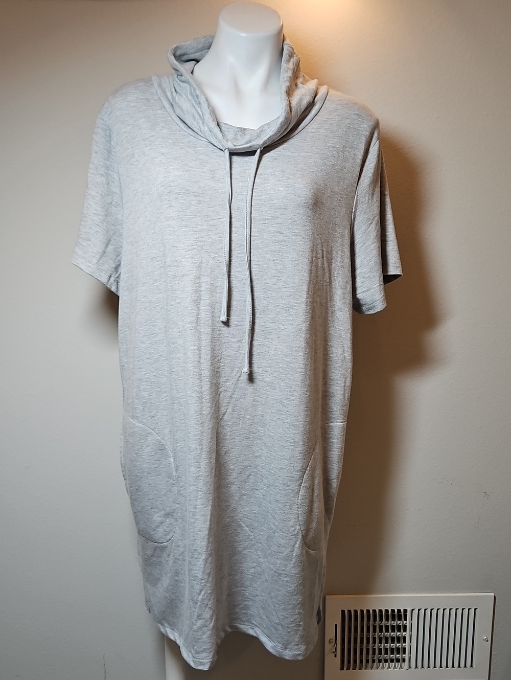 XL Heather Gray Short-Sleeve Scrunch Neck Tunic